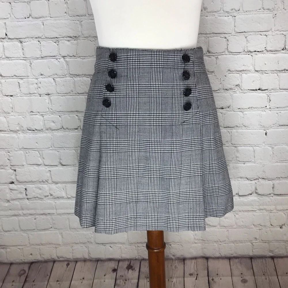 A. Byer California Black and White Skirt - Size 5